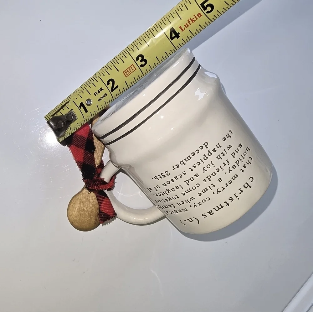 NWOT Mud Pie Christmas Mug - Picture 3 of 5